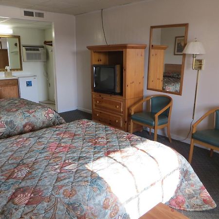 Holly Springs Pine Crest Motor Lodge المظهر الخارجي الصورة